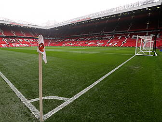 Manchester United transforms s...